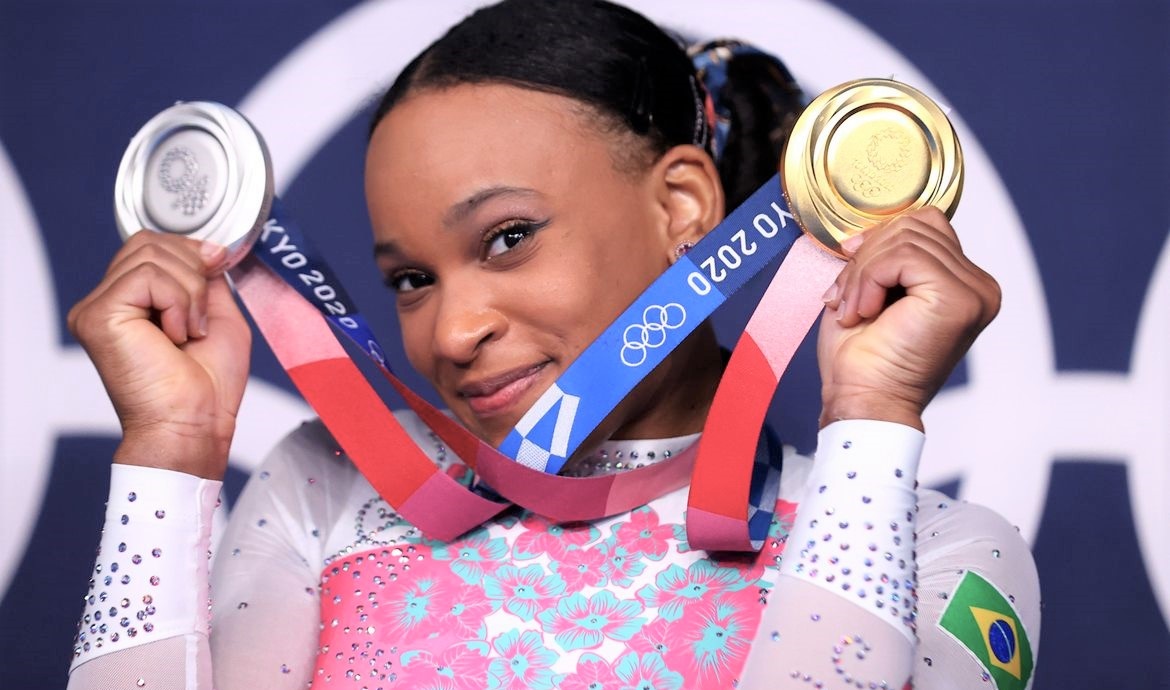 Ganhei muito mais do que só medalhas, diz Rebeca Andrade após feitos