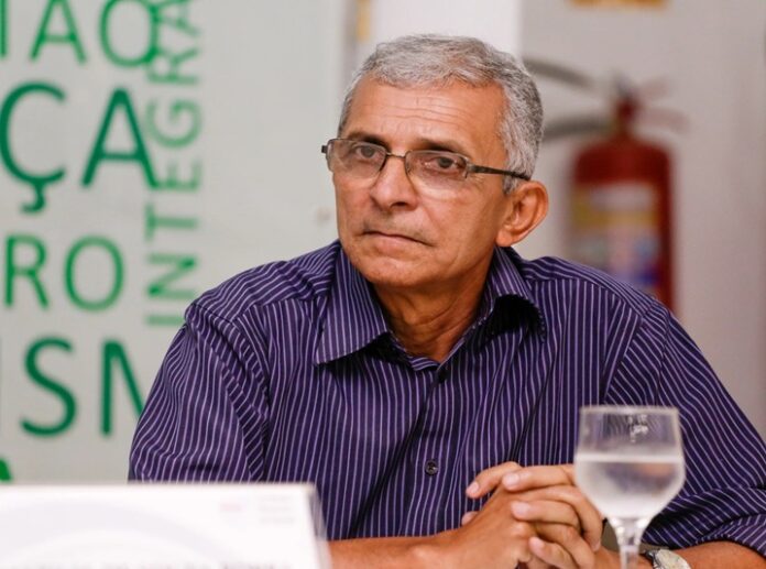 agamenon-pinheiro-prefeito-de-ribeiro-goncalves_F9YzNz4.jpg.1200x0_q95_crop